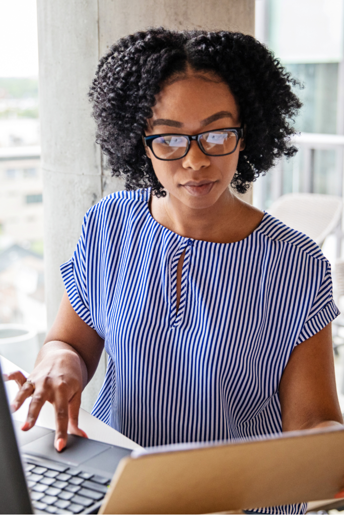 Goal-setting for success. Time blocking techniques. Daily to-do list benefits. Reduce distractions for better focus. Best productivity apps.