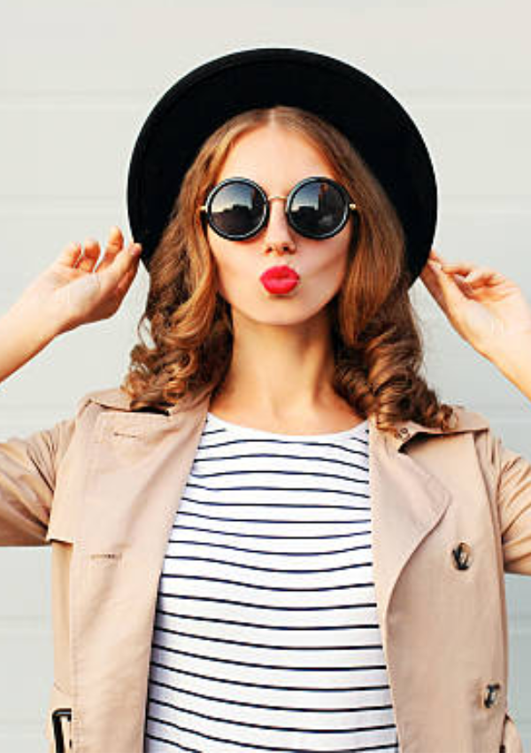 Stylish & Organized: 7 Fashion Hacks That Simplify Your Morning