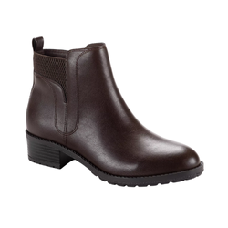 Brown ankle boots paired with twill pants and a link-stitch dolman sweater for a versatile fall capsule wardrobe outfit.